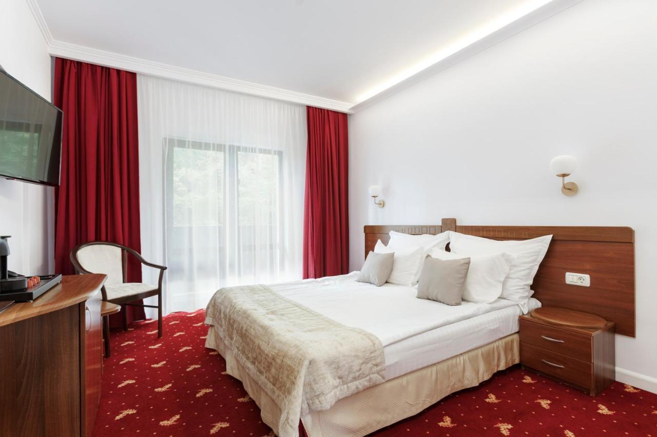 Manor Ski Hotel  Predeal Esterno foto