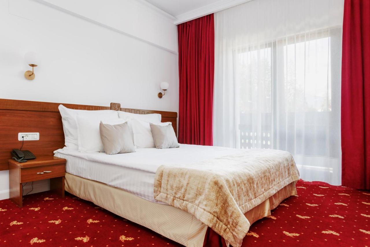 Manor Ski Hotel  Predeal Esterno foto