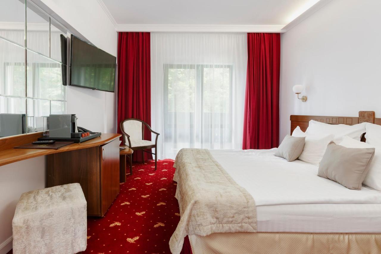 Manor Ski Hotel  Predeal Esterno foto