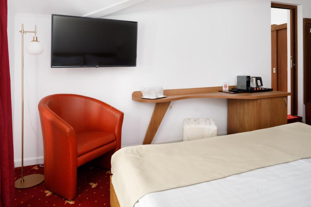Manor Ski Hotel  Predeal Esterno foto